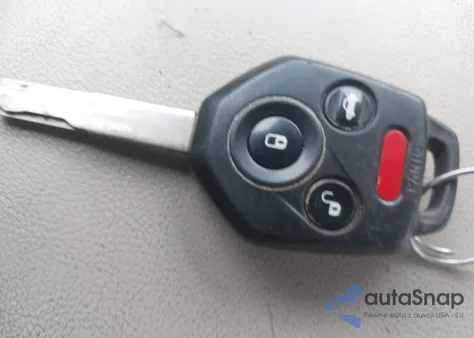 2011 Subaru Legacy 2.5I Limited z USA, uszkodzony, nr VIN 4S3BMBK65B3258610